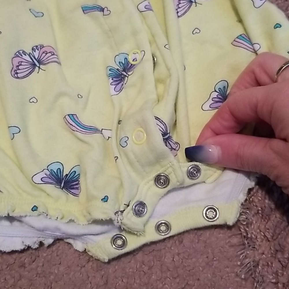 Carters button up Onsie - Picture 3 of 4